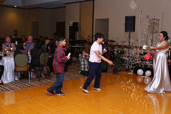 Vanura Xmas Party (332 of 493)