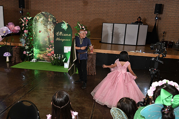 EM1_0484