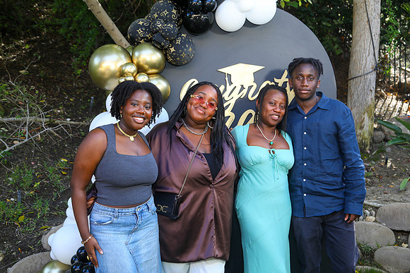 Jameel Grad Party Birthday-8060