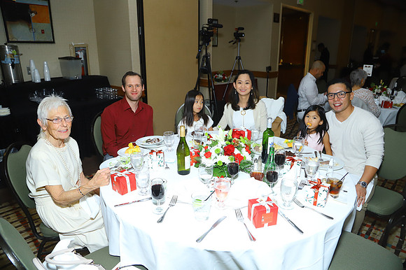 vanura_xmas_party-437