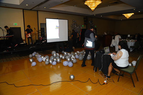 vanura_xmas_party-12