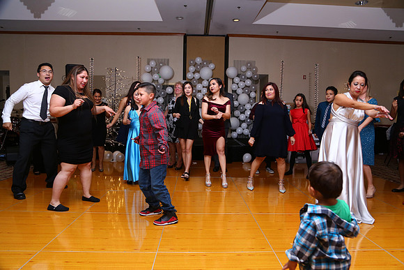 Vanura Xmas Party (225 of 493)
