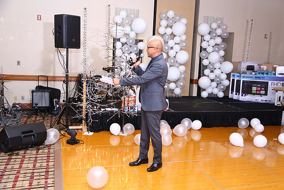 Vanura Xmas Party (110 of 493)