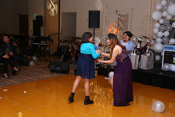 Vanura Xmas Party (282 of 493)