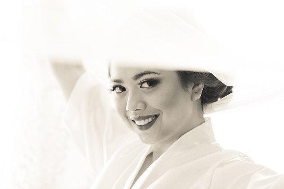 Bride preparation photos