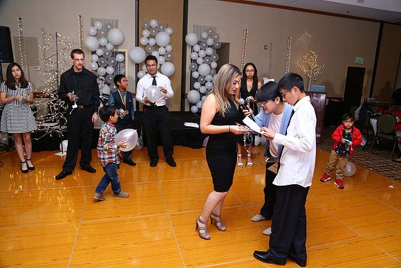 Vanura Xmas Party (238 of 493)