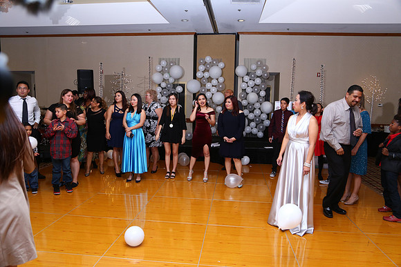 Vanura Xmas Party (221 of 493)