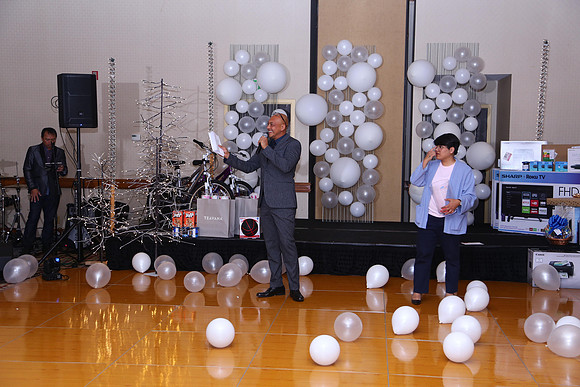 Vanura Xmas Party (136 of 493)
