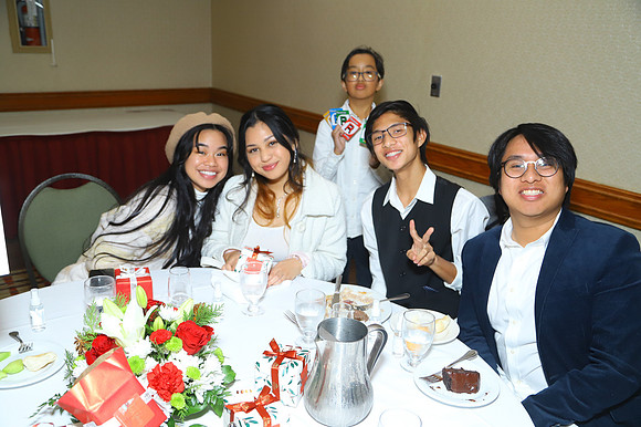 vanura_xmas_party-469