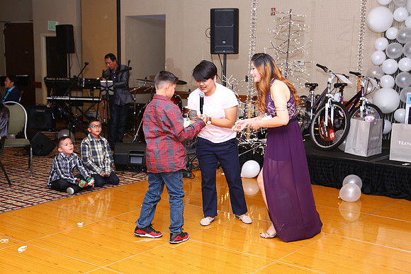 Vanura Xmas Party (322 of 493)