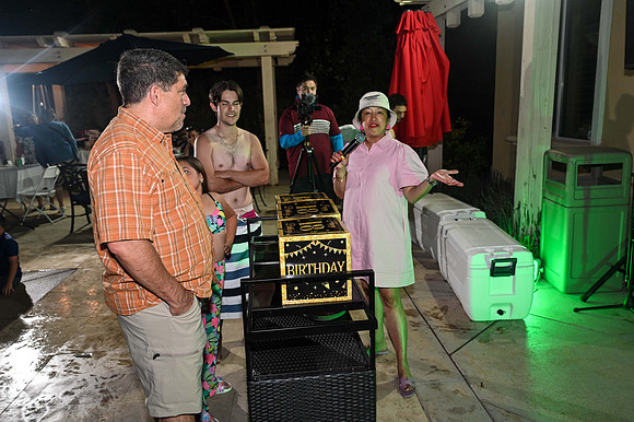 AA1_0656