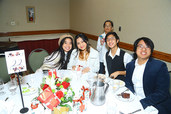vanura_xmas_party-468