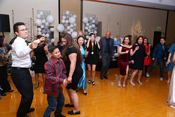 Vanura Xmas Party (224 of 493)