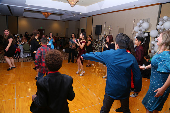 Vanura Xmas Party (230 of 493)