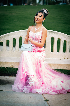 Prom 2024-105