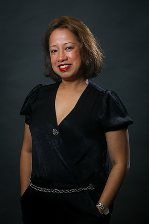 Denu Headshot-712